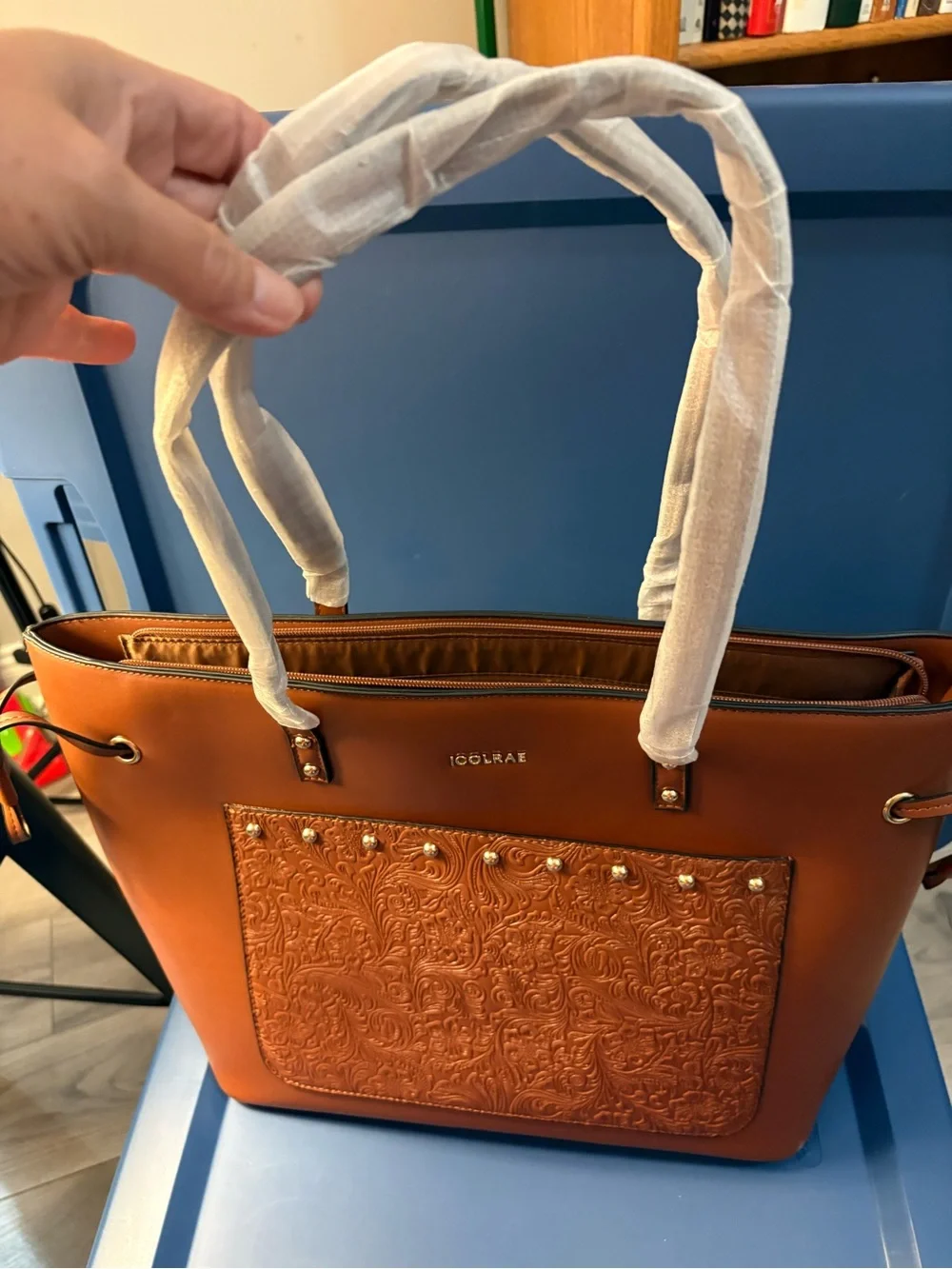 NWT ICOLRAE Cognac Brown Embossed Tooled Tote Bag & Wristlet Set Boho - Picture 5 of 13